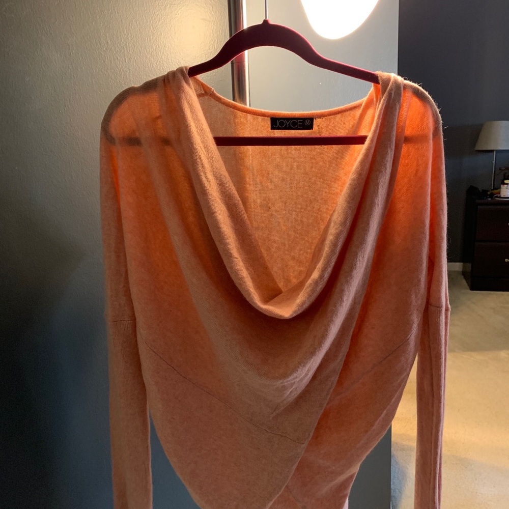 Peach/light pink Sweater